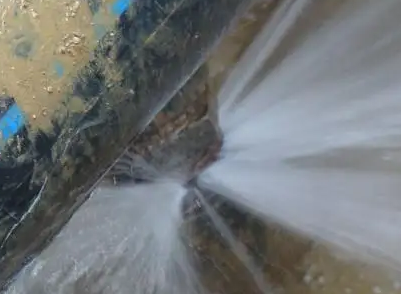 瑞丽卫生间测漏水施工步骤
